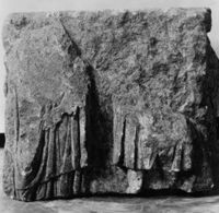 B004899
