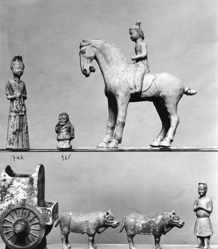 statue humaine / Musées Royaux d'Art et d'Histoire