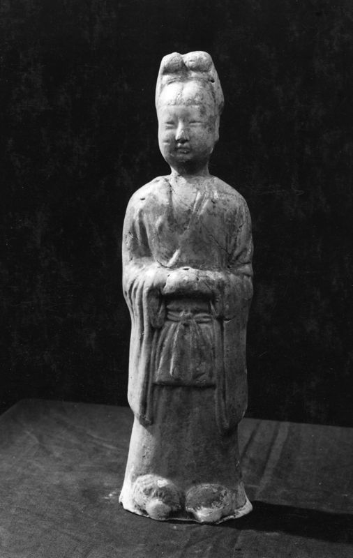 Figurine funéraire féminine