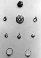 B008222