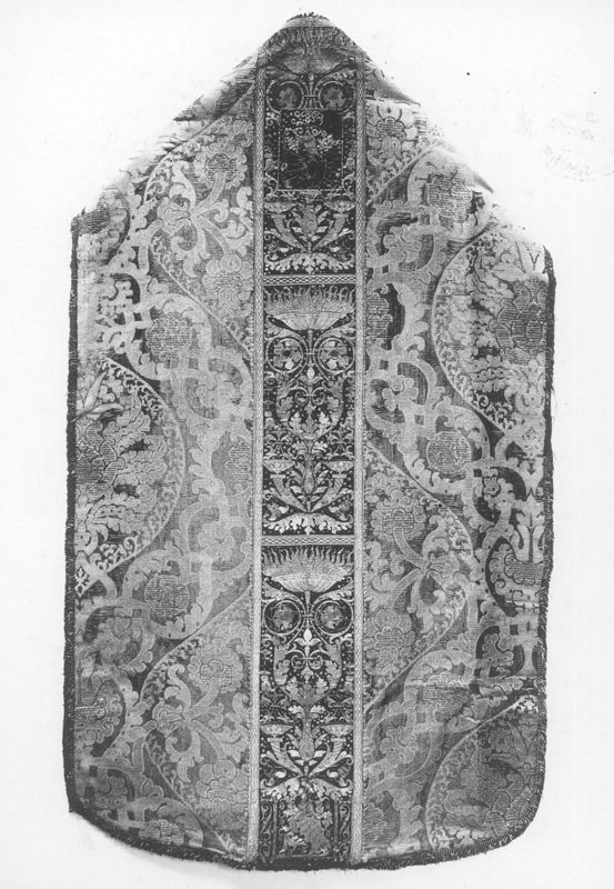chasuble / Musées Royaux d'Art et d'Histoire