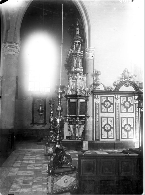 autel latéral / Kerk O.L.Vrouw[Nieuwpoort]