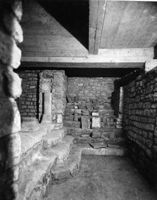 B011015