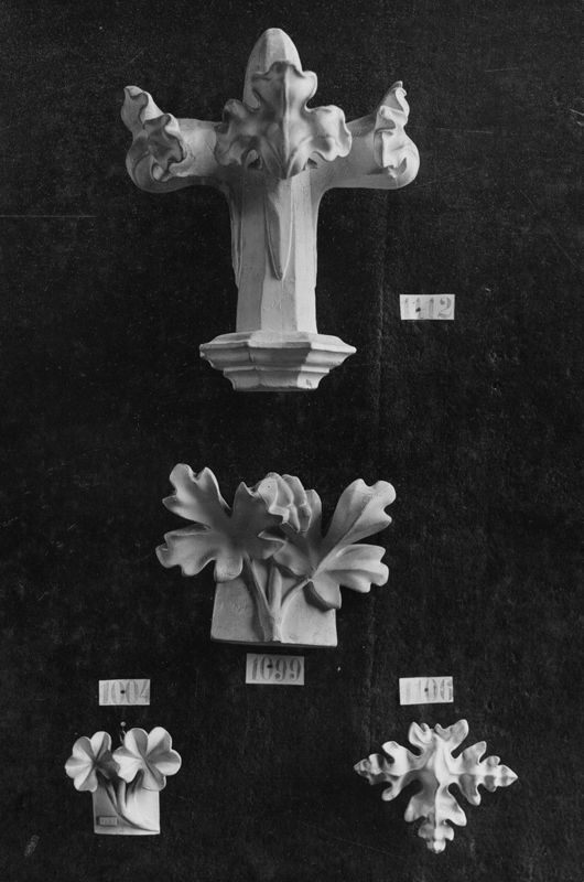 Ornement architectural à feuillage de la cathédrale de Cologne