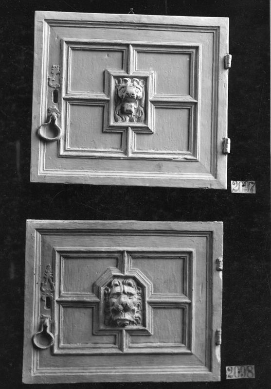 Porte de meuble avec serrure