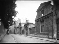 B015323