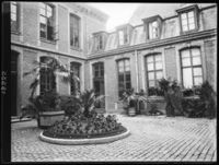 B015335