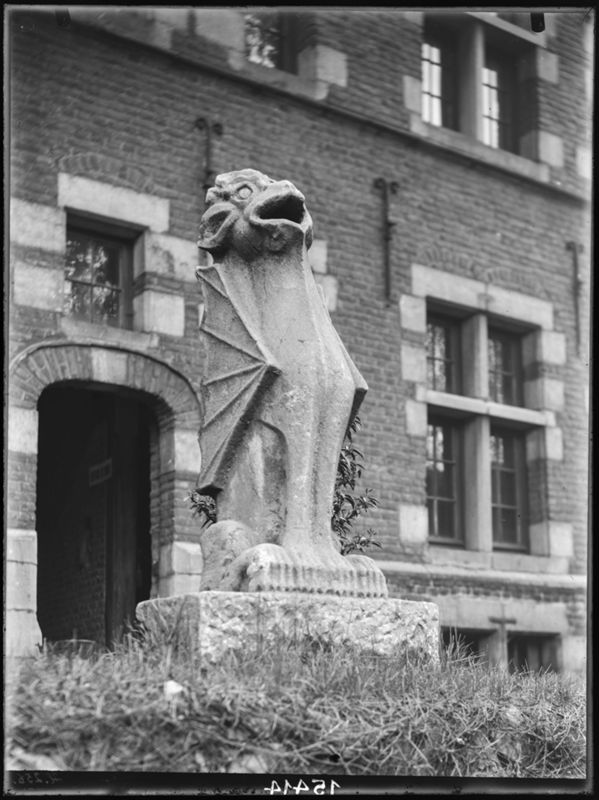 gargouille[élément d'architecture] / Musée de la vie montoise[Maison Jean Lescarts]