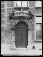 B015777