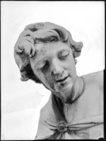 B015896