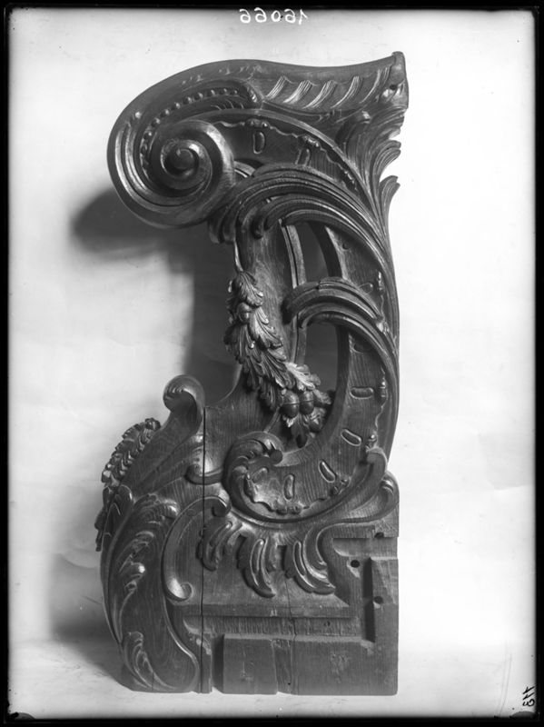 départ d'escalier / Museum Vleeshuis