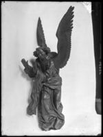B016227