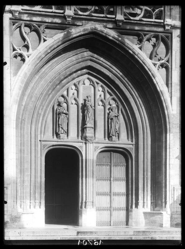 porche / Église Saints-Pierre-et-Guidon[Anderlecht]