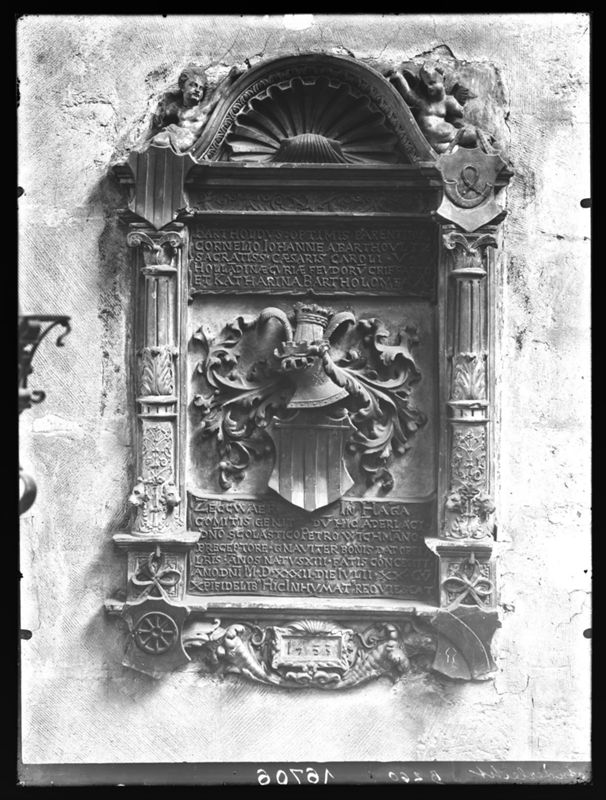 Grafmonument van de familie de Berthoultz