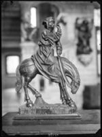 B017122