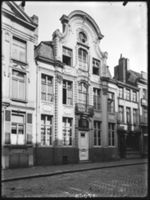 B017968