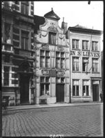 B017985