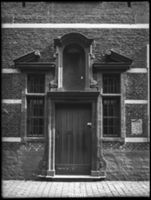 B018007