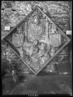 B018351