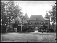 B018533