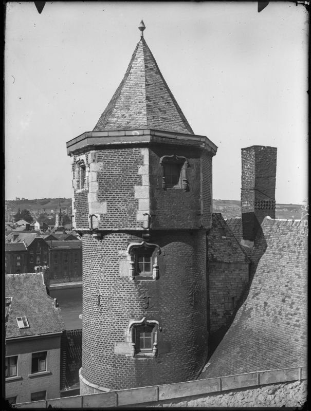 tour[bâtiment] / Ancien Hospice d'Oultremont