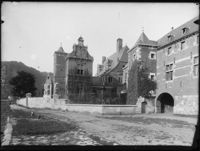 B018767