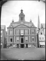 B018774