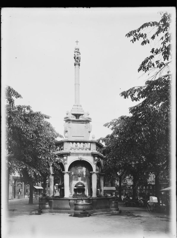 perron[monument][f] / Perron[Liège]