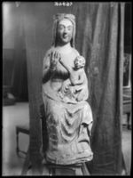 B018942