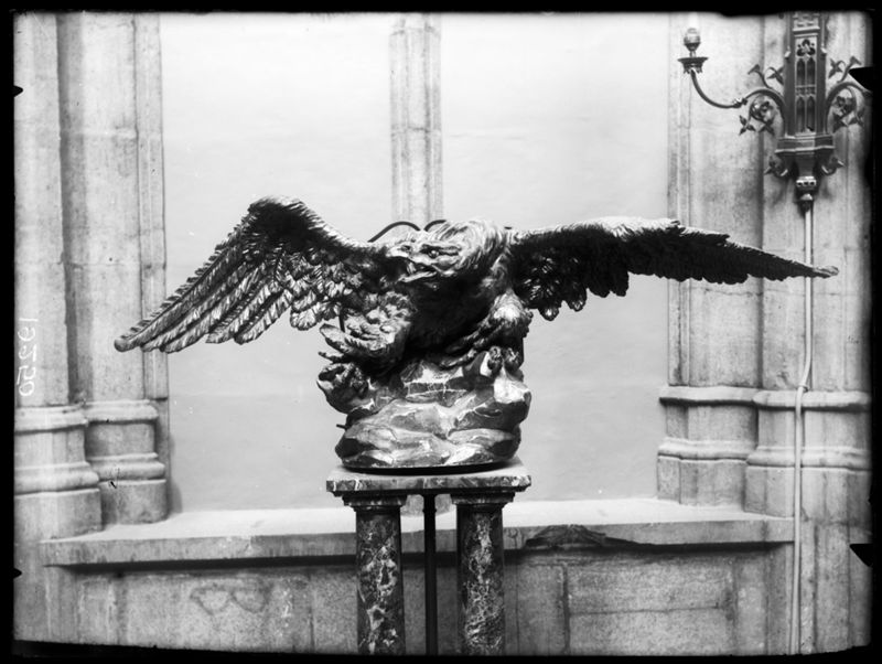 aigle-lutrin / Eglise Saint-Denis[Liège]