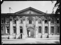 B019555