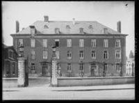 B019560
