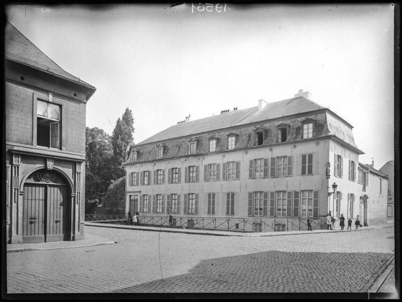 woongebouw / Bouwwerk[Leuven]