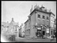 B019573