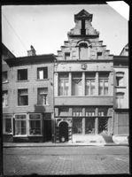 B019584