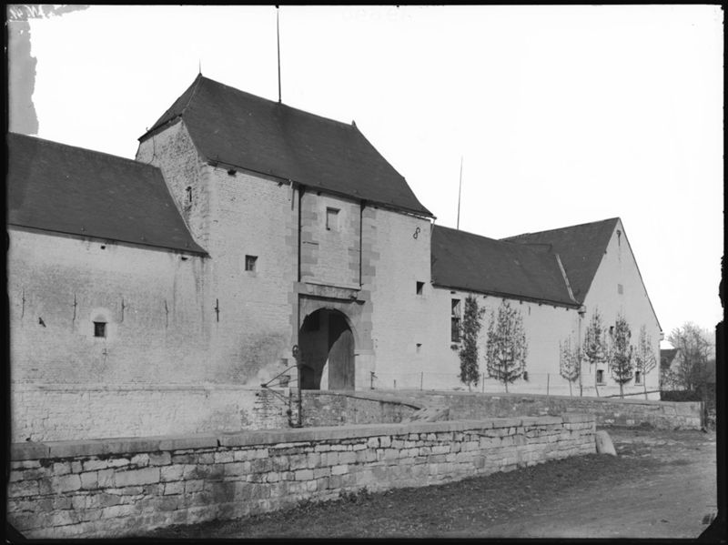 Château-Ferme de Loyers