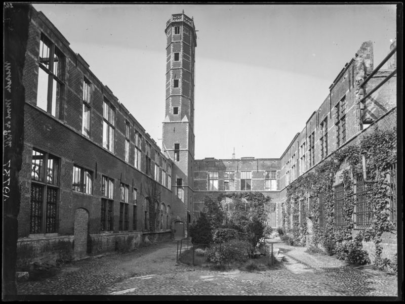 Hof van Busleyden