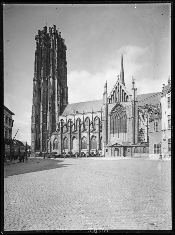 cathédrale / Sint-Romboutskathedraal[Mechelen]
