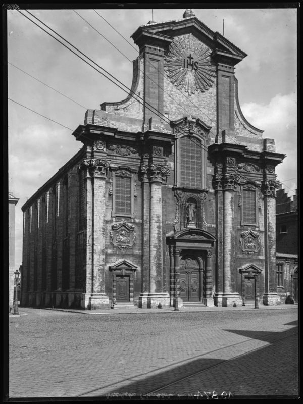église paroissiale / Kerk Sint-Pieter en Pauwel[Mechelen]