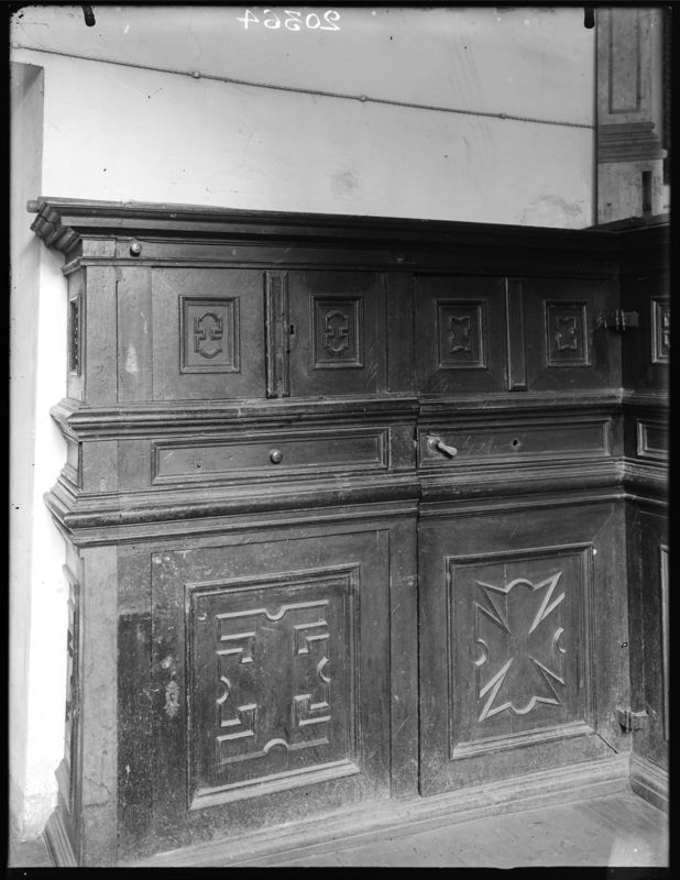 armoire de sacristie / Eglise Saint-Sébastien[Stavelot]