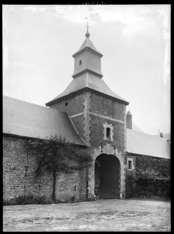 château-ferme / Château de la Sarte