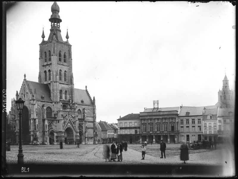 église de pèlerinage / Kerk O.L.Vrouw ten Poel