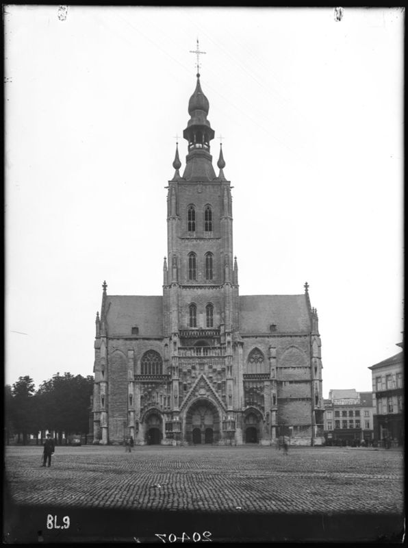 église de pèlerinage / Kerk O.L.Vrouw ten Poel