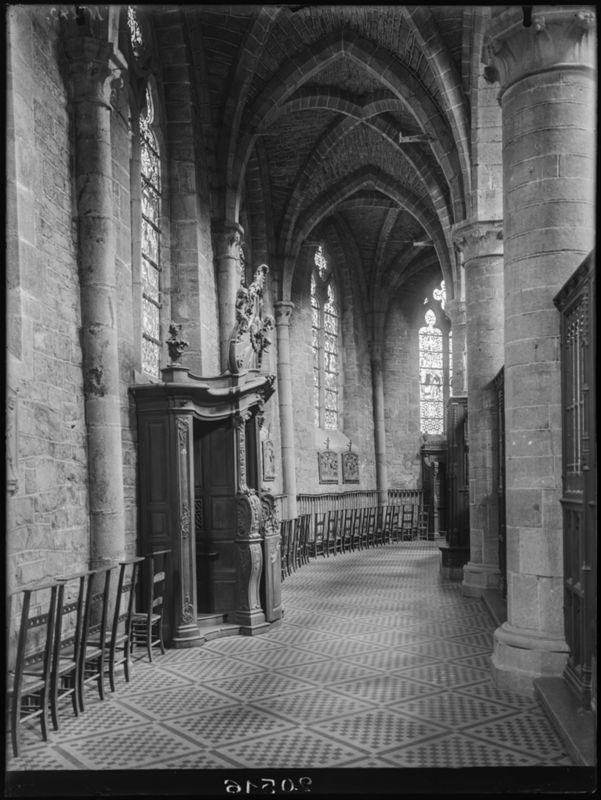 église basilicale / Eglise Saint-Materne[Walcourt]