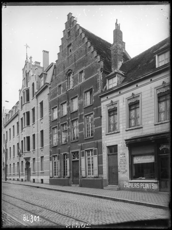 woongebouw / Bouwwerk[Leuven]