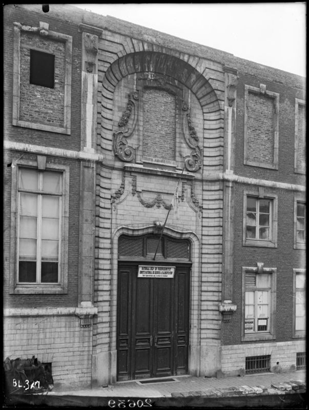 Academie voor Schone Kunsten (voorm. college van de H. Yvo)