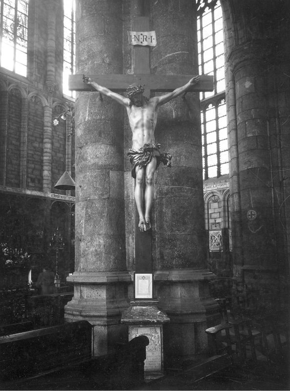 Christ en croix