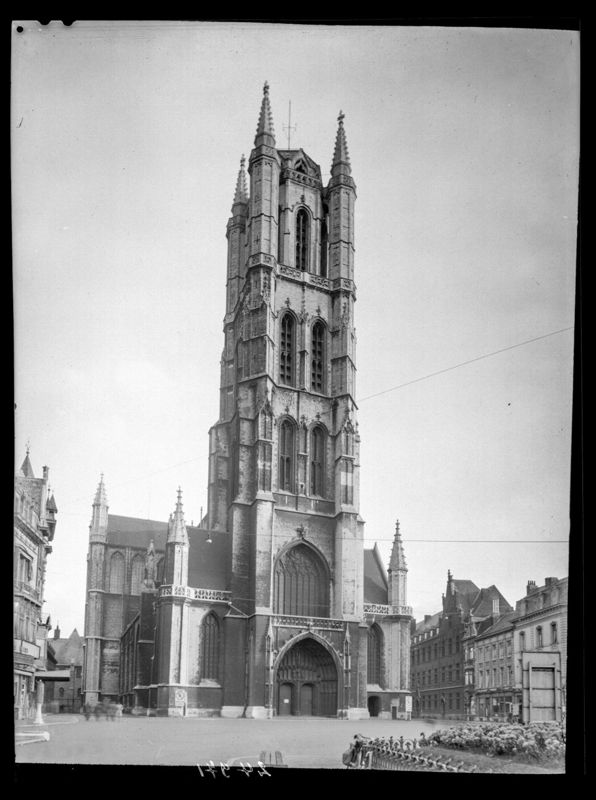 cathédrale / Cathédrale Saint-Bavon[Gand]