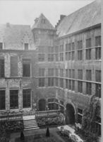 B025349