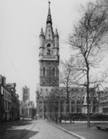 B025822